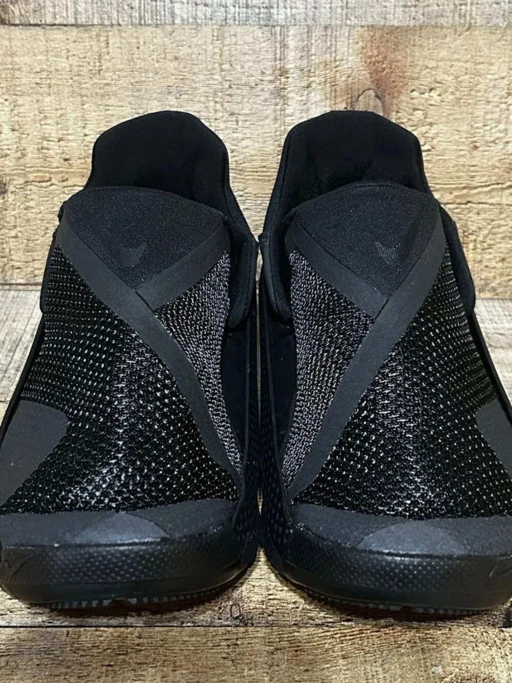 Nike Go FlyEase Triple Black Running Training Shoes Women’s Size 8 DR5540-006
